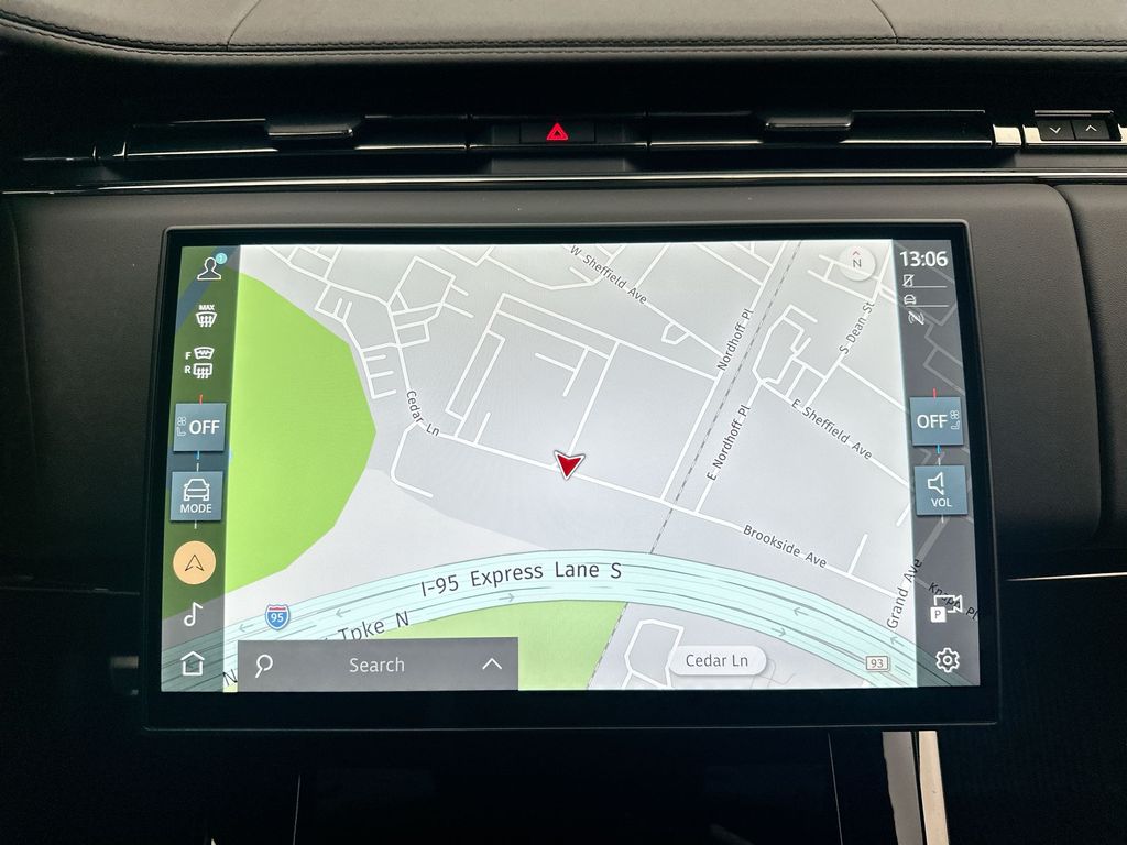 Thumbnail: 2026 Land Rover Range Rover Sport - 29