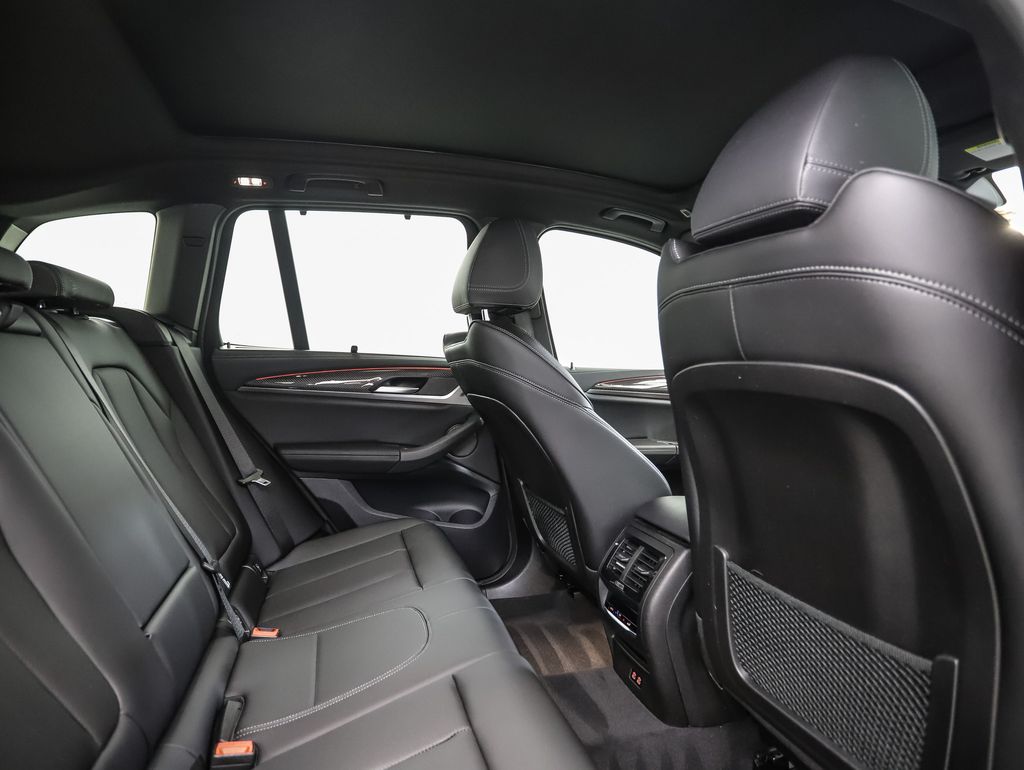 2024 BMW X3 M40i 24