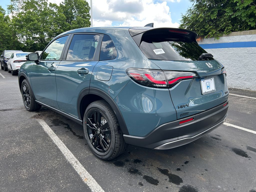 Thumbnail: 2027 Honda HR-V - 3