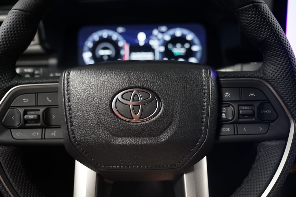 Thumbnail: 2025 Toyota Tacoma - 19