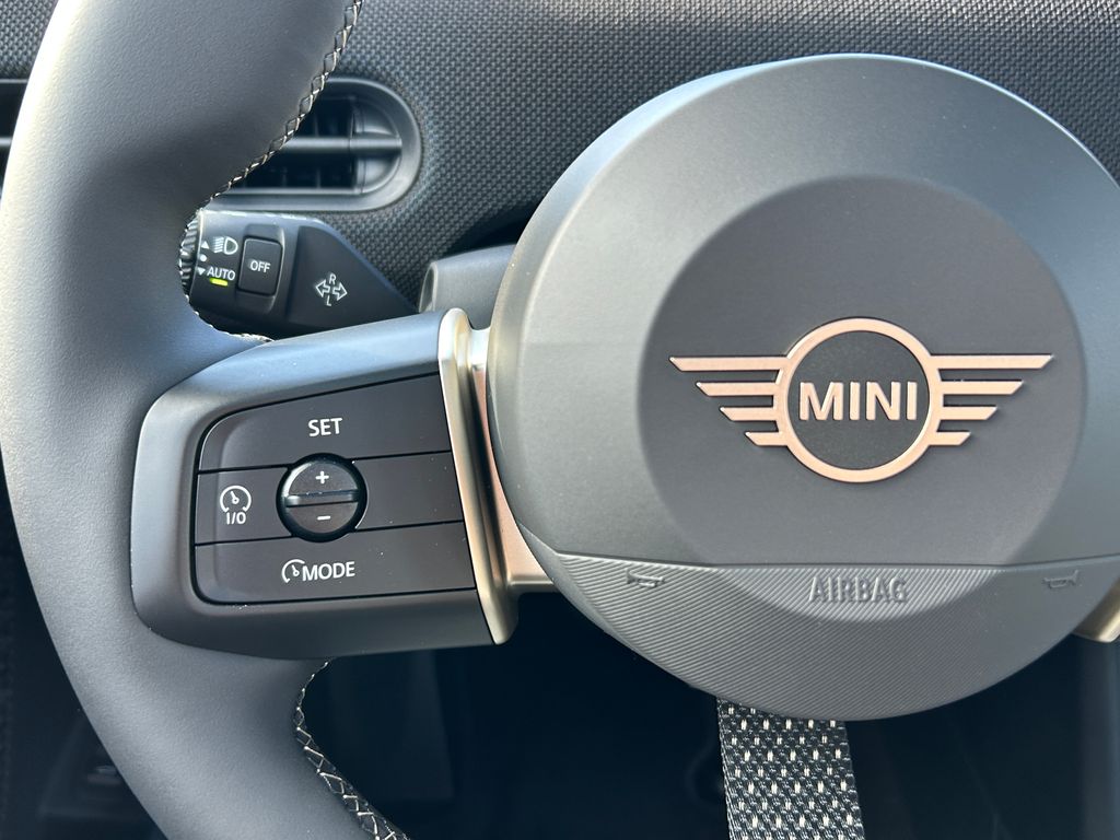 Thumbnail: 2026 MINI Cooper - 18