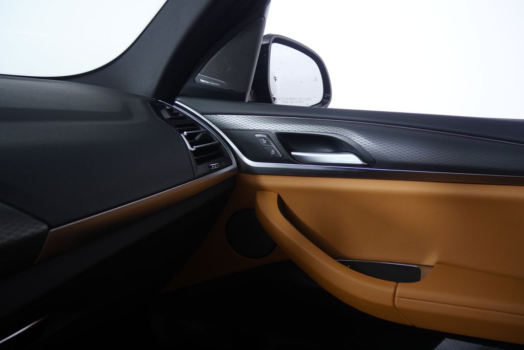 Thumbnail: 2024 BMW X3 - 31