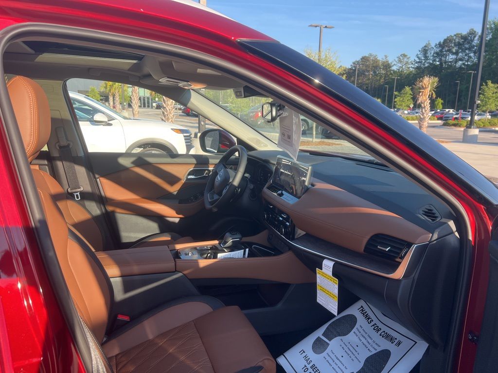2025 Scarlet Ember Tintcoat Nissan Rogue Platinum FWD SUV