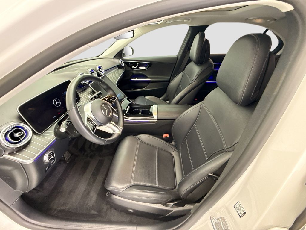 Thumbnail: 2023 Mercedes-Benz C-Class - 17