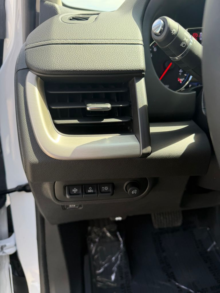 Used 2024 GMC Terrain SUV