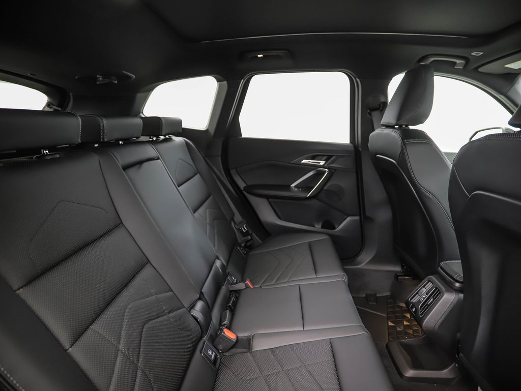 Thumbnail: 2026 BMW X1 - 27