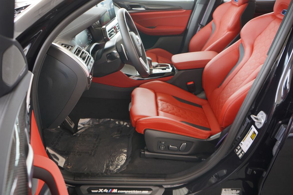 2025 BMW X4 M 10
