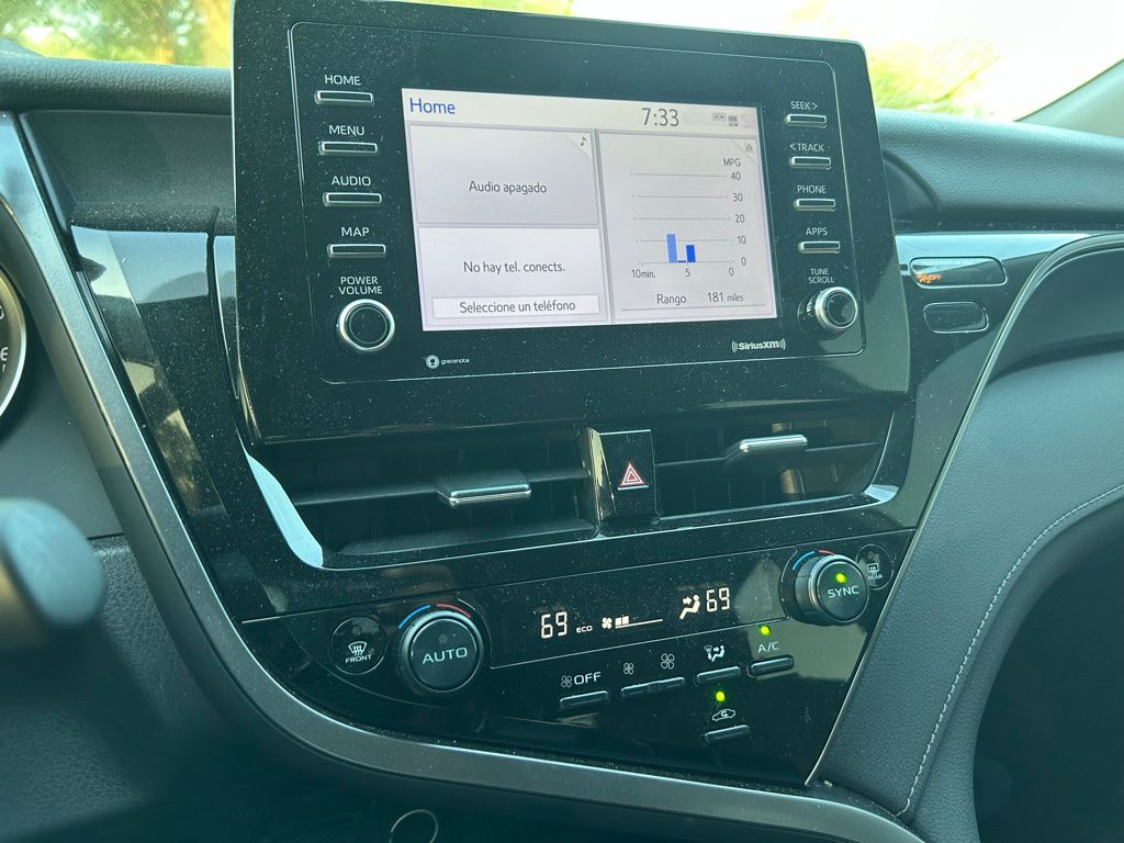 2023 Toyota Camry LE 20