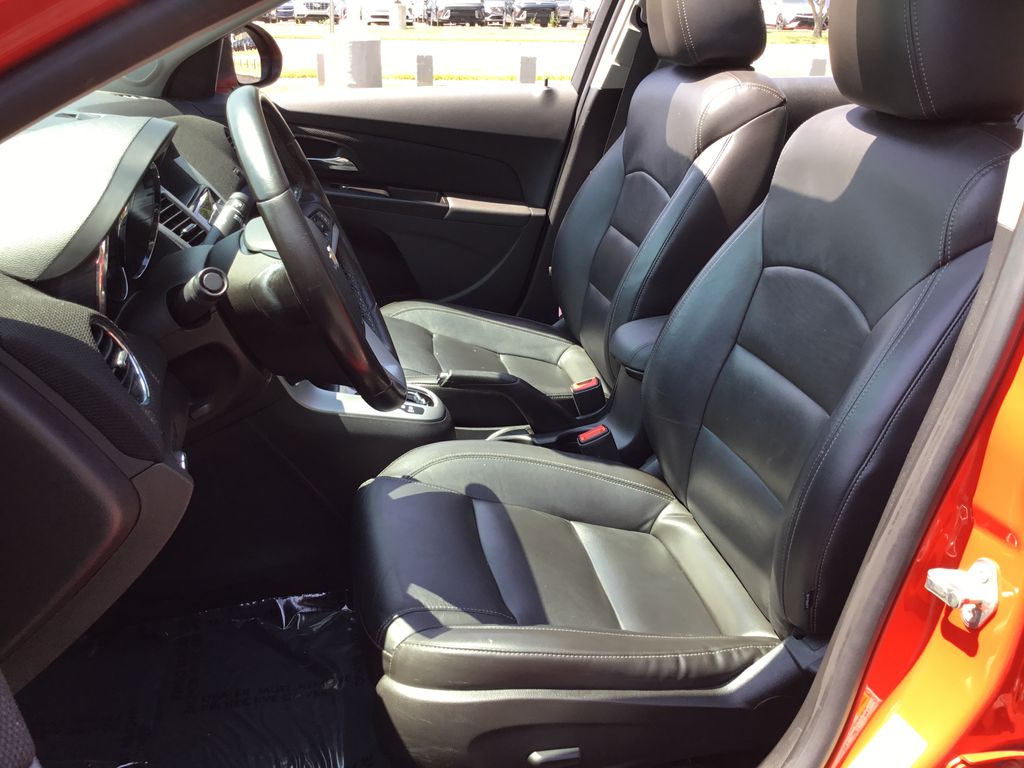Thumbnail: 2014 Chevrolet Cruze - 11