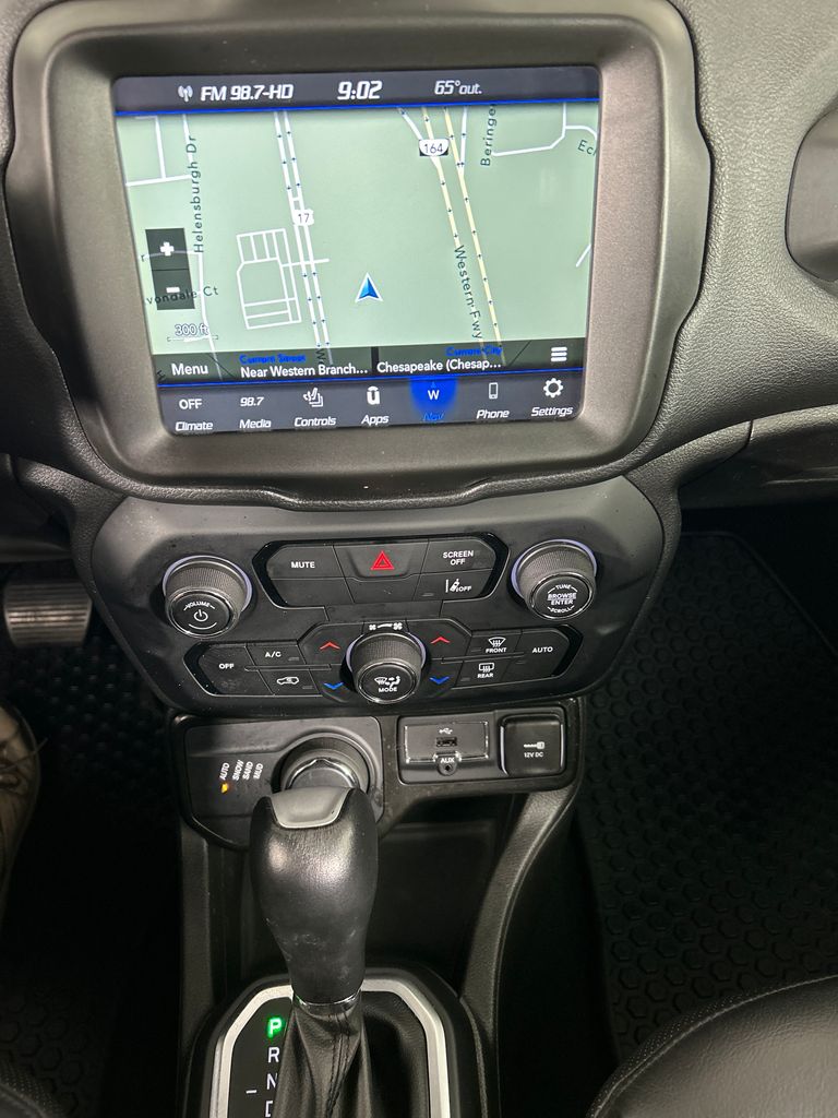 Certified Used 2023 Gray Jeep Limited image 14