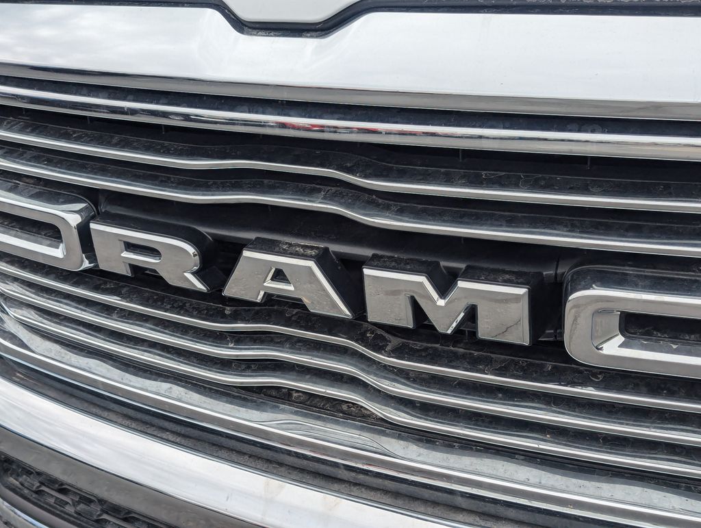 2024 Ram 1500 Laramie 12