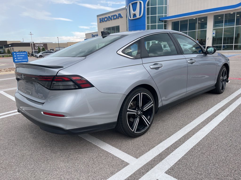 Thumbnail: 2023 Honda Accord - 3