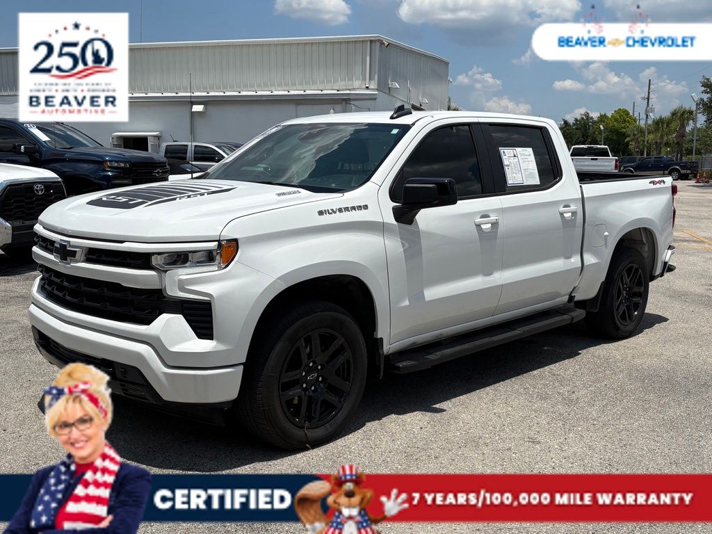 Summit White 2024 Chevrolet Silverado 1500 Pickup Truck Four-Wheel Drive Automatic