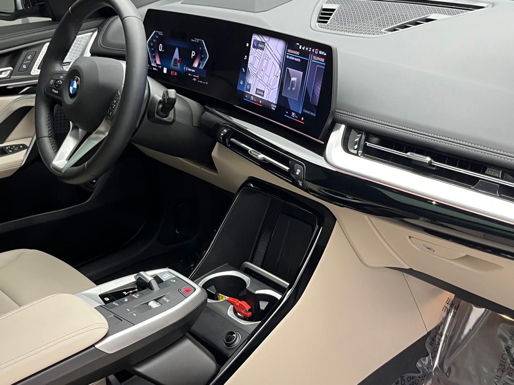 Thumbnail: 2023 BMW X1 - 31