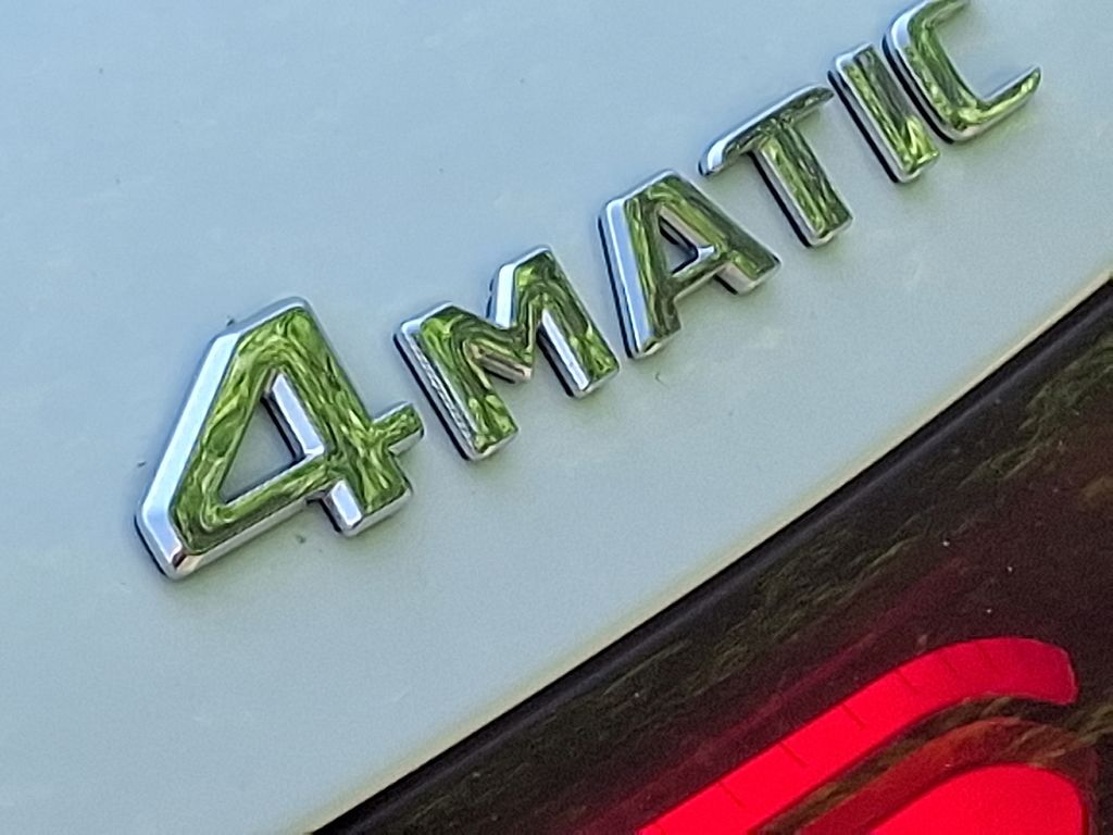 2024 Mercedes-Benz GLC 300 29