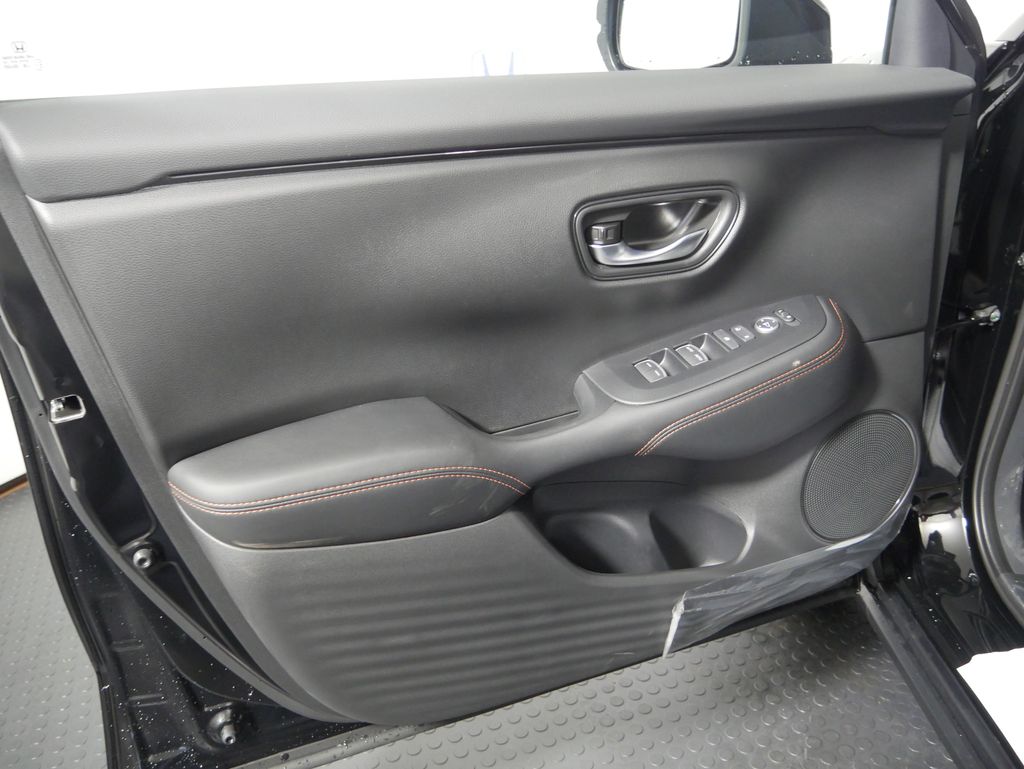 Thumbnail: 2027 Honda HR-V - 14