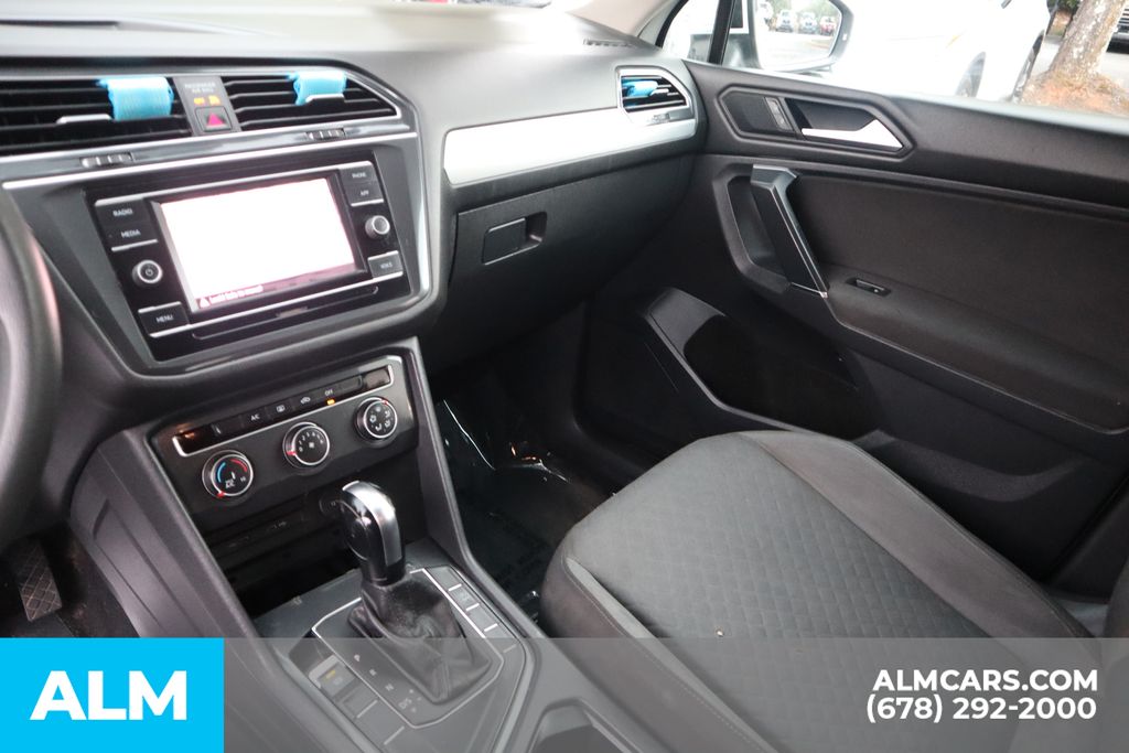 2020 Volkswagen Tiguan S photo 29