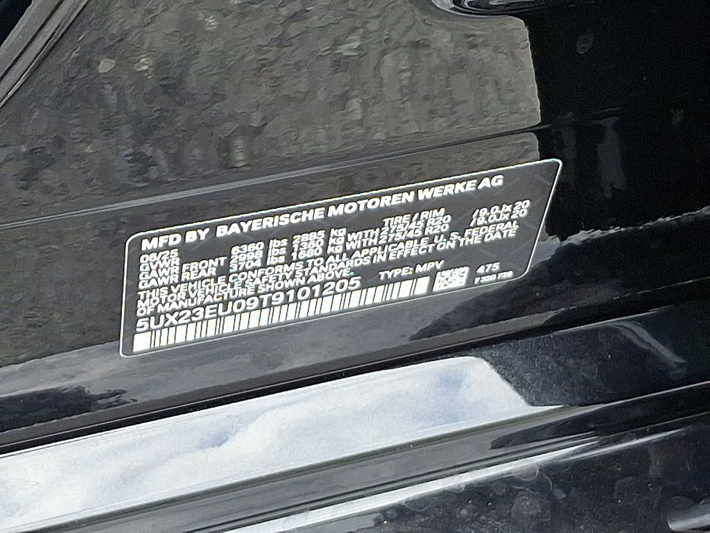 Thumbnail: 2026 BMW X5 - 10