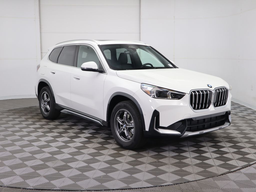 2025 BMW X1 xDrive28i 3