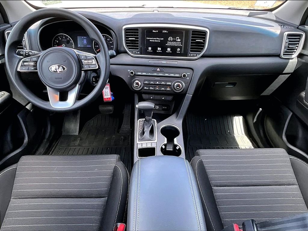 2020 Kia Sportage — photo 21