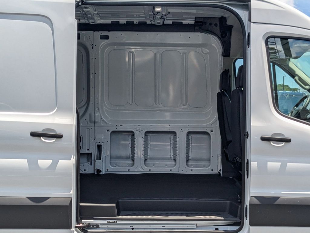 2025 Ford Transit 250