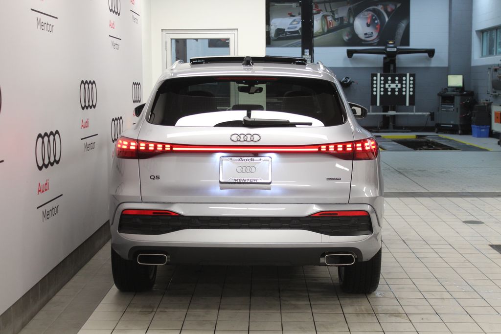 Thumbnail: 2026 Audi Q5 - 5