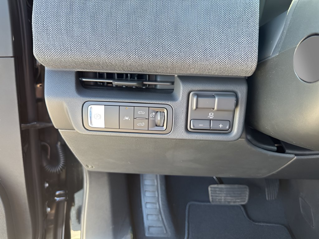 New 2026 Black GMC Elevation image 28