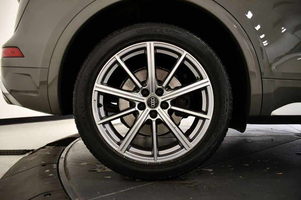 Thumbnail: 2023 Audi SQ5 - 14