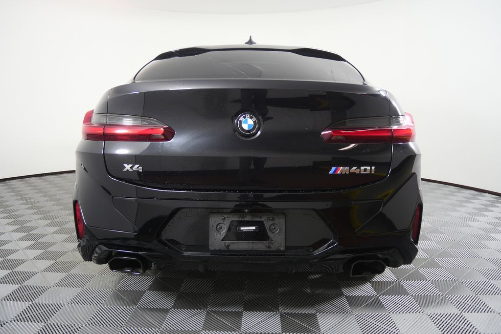 Thumbnail: 2023 BMW X4 - 4