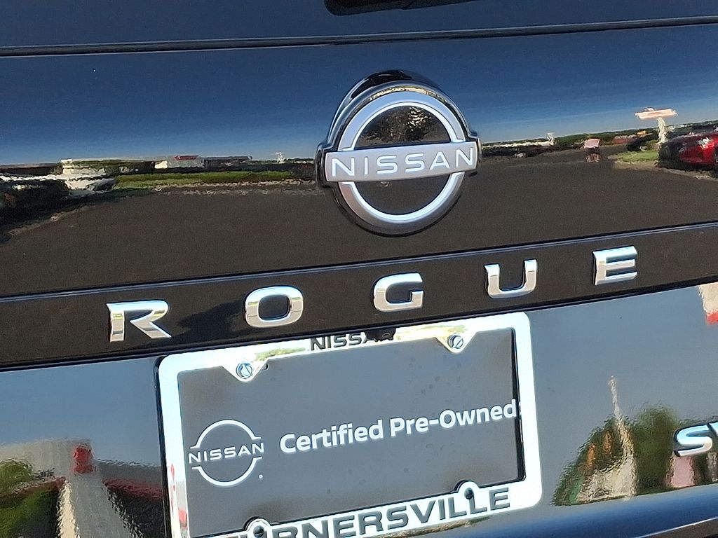 Thumbnail: 2023 Nissan Rogue - 30