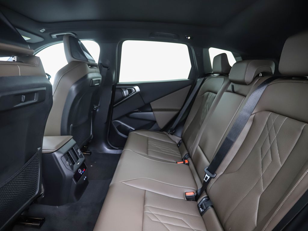 Thumbnail: 2026 BMW X3 - 22