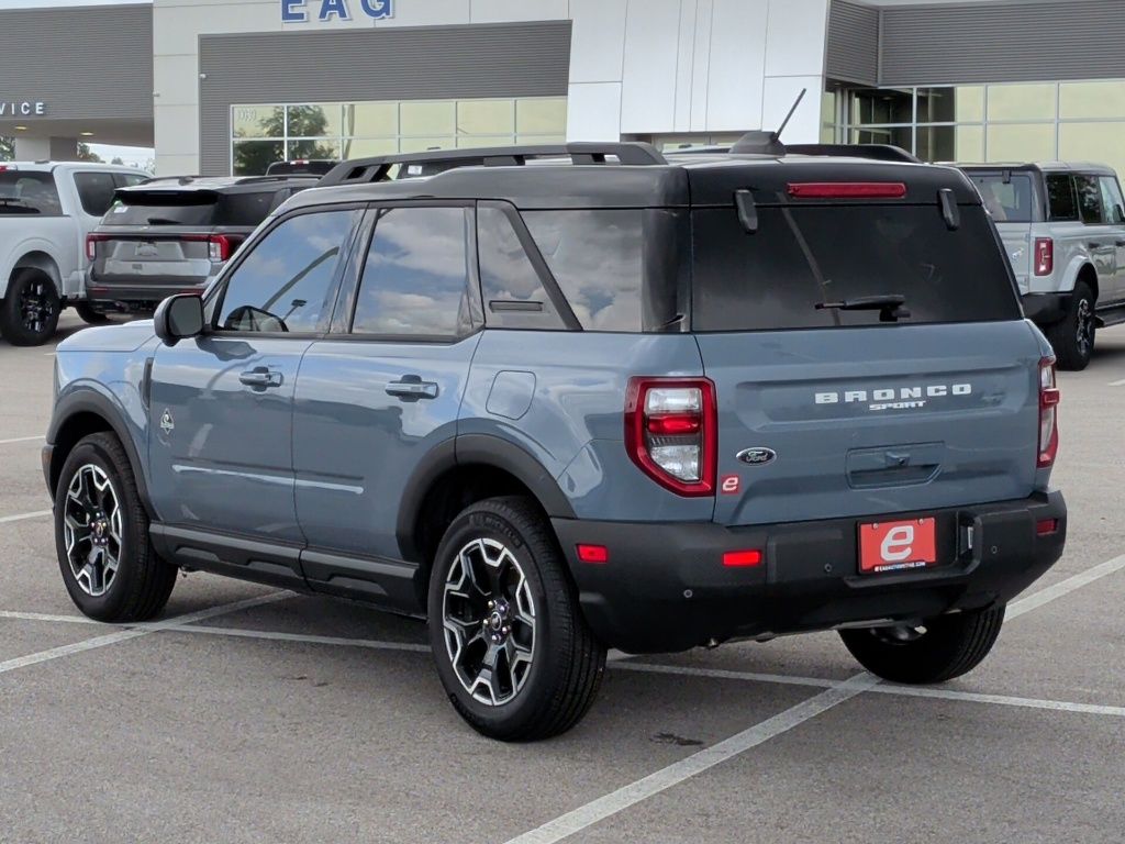 2025 Ford Bronco Sport Outer Banks - 5