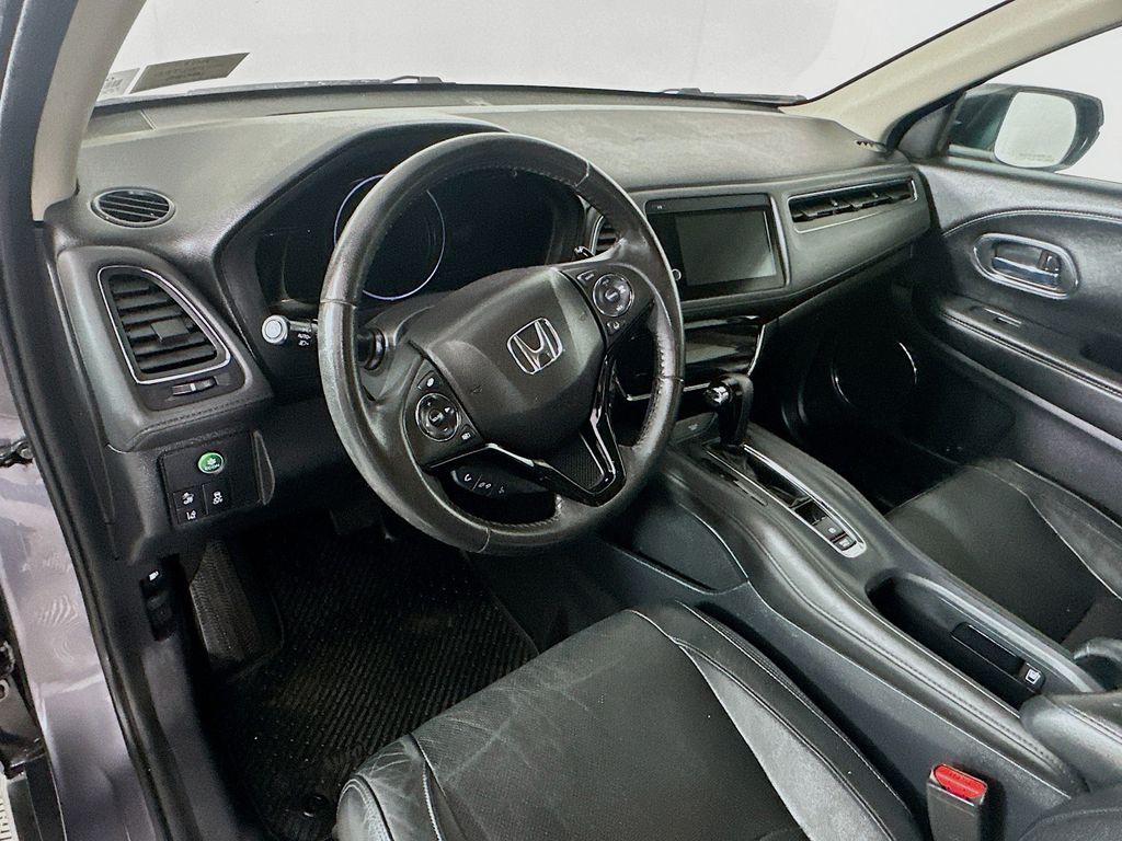 Used 2019 Gray Honda EX-L image 30
