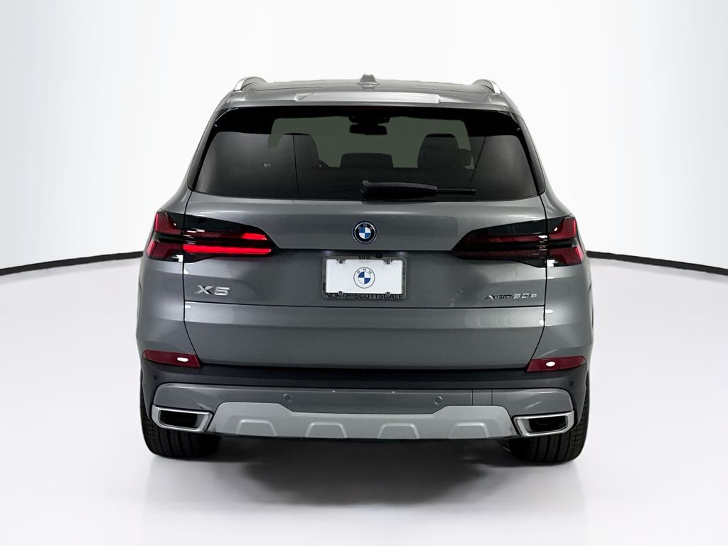 Thumbnail: 2026 BMW X5 - 6