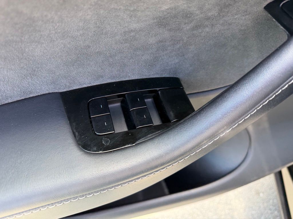 Used 2021 Tesla Model Y SUV