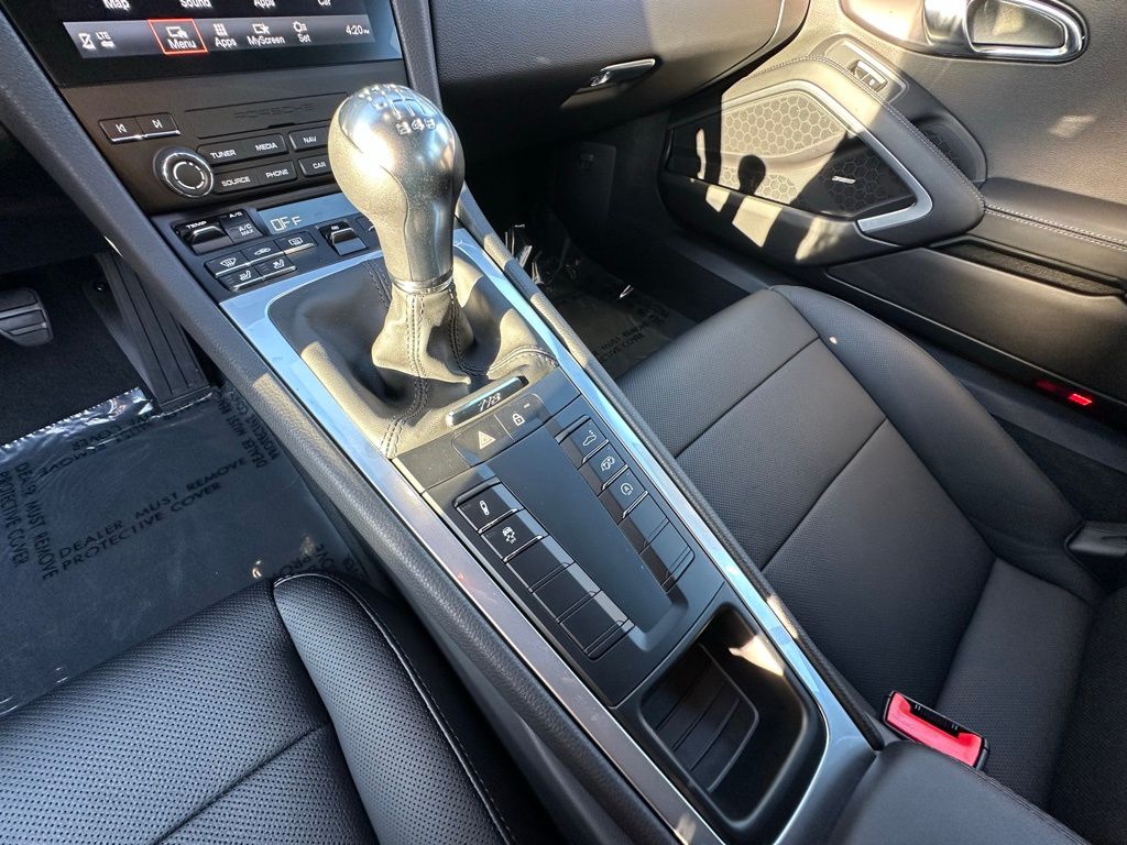 Thumbnail: 2025 Porsche 718 Cayman - 28