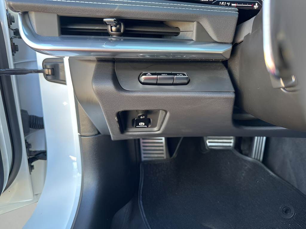 Used Car 2025 Chevrolet Corvette  Stingray For Sale Under $90,000 In Austin, Texas