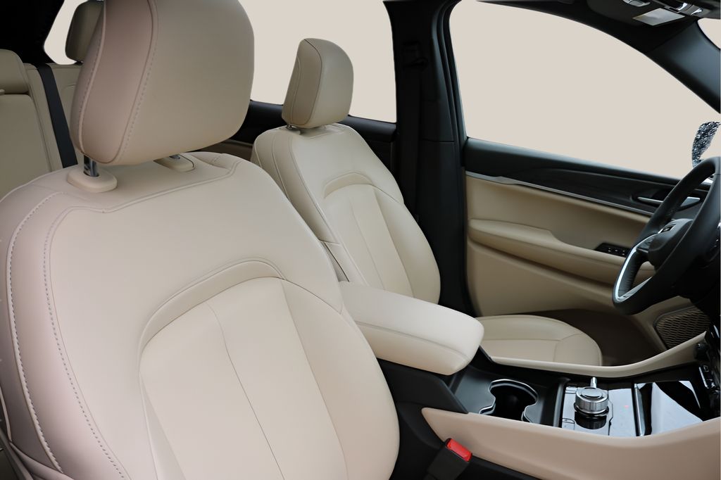 Used Car 2024 Jeep Grand Cherokee  4xe For Sale Under $35,000 In Austin, Texas