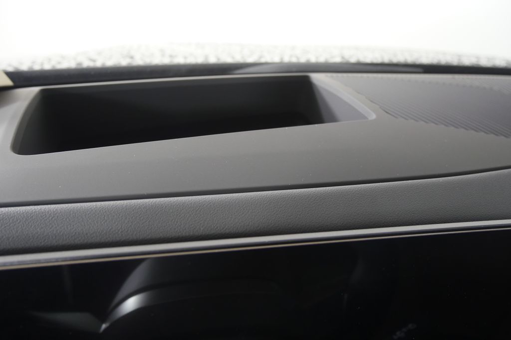 Thumbnail: 2026 BMW 5 Series - 19