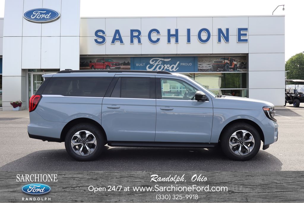 Glacier Gray Metallic Tri-Coat 2027 Ford Expedition SUV / Crossover Four-Wheel Drive Automatic