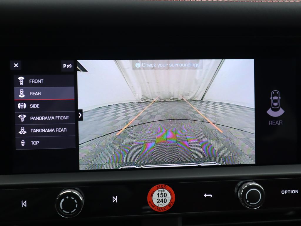 Thumbnail: 2025 Porsche Macan - 19