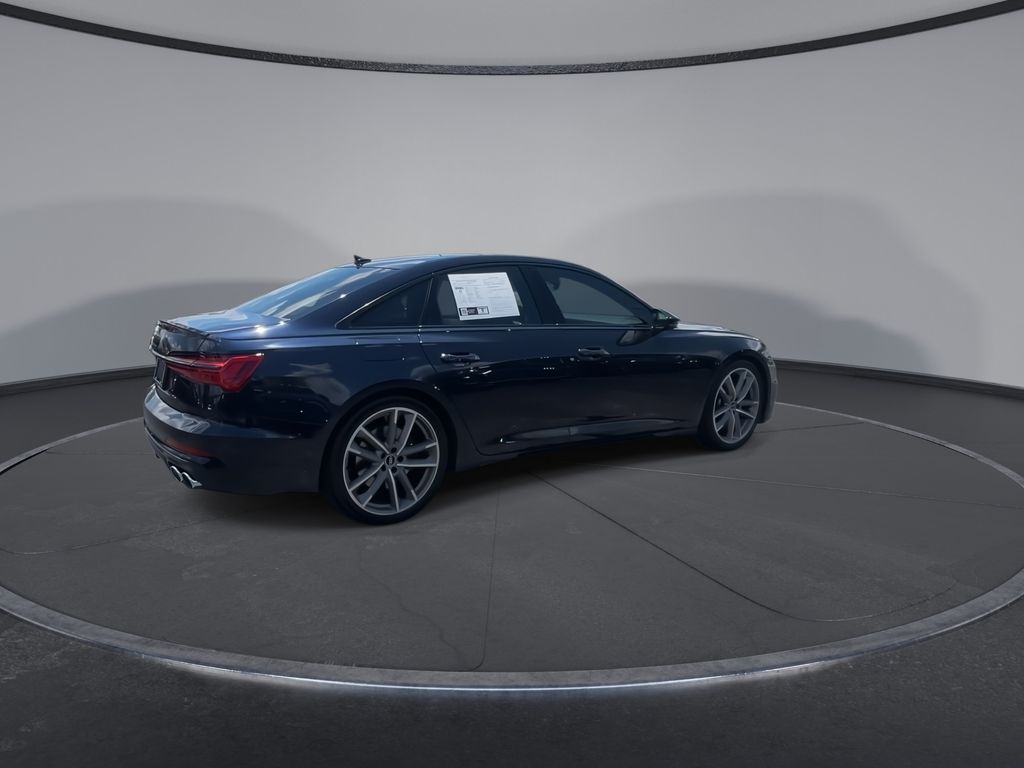 Thumbnail: 2021 Audi S6 - 9