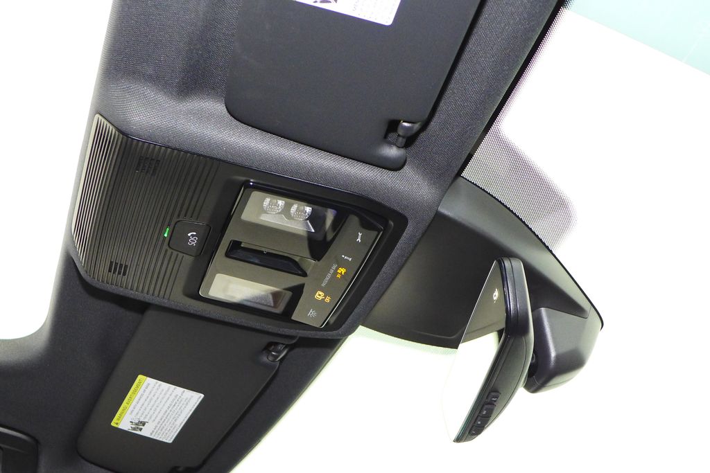 Thumbnail: 2024 Volkswagen Golf - 17