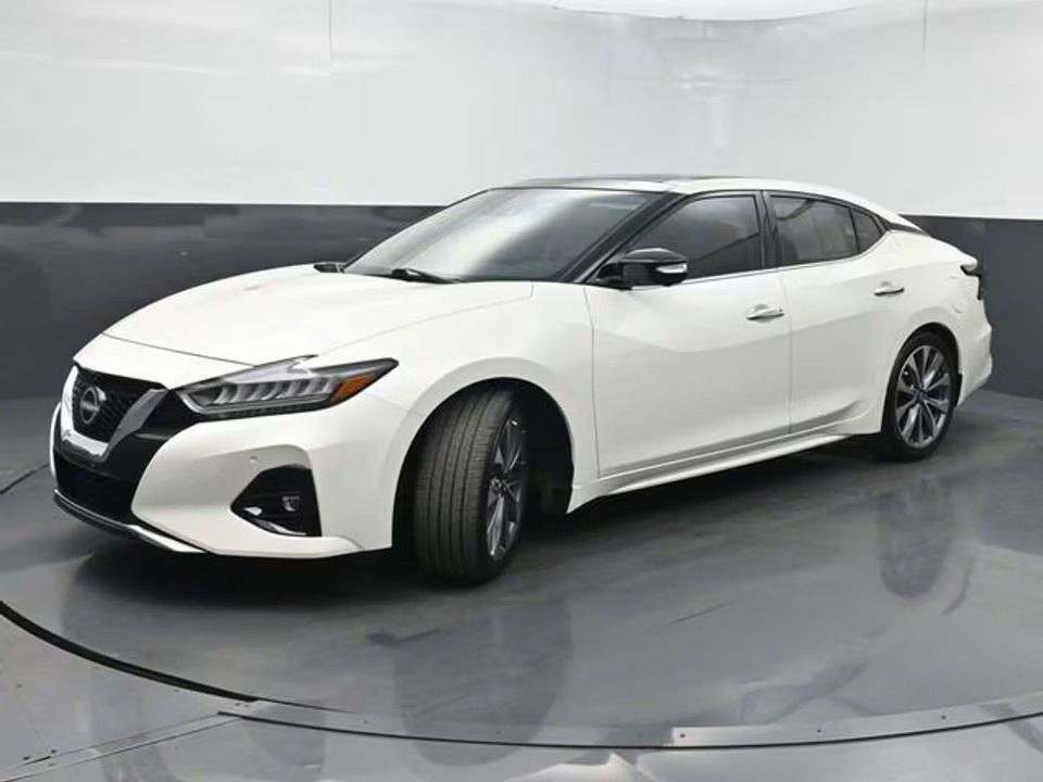 Pearl White Tricoat 2023 Nissan Maxima Platinum FWD Sedan Front-Wheel Drive Continuously Variable Transmission