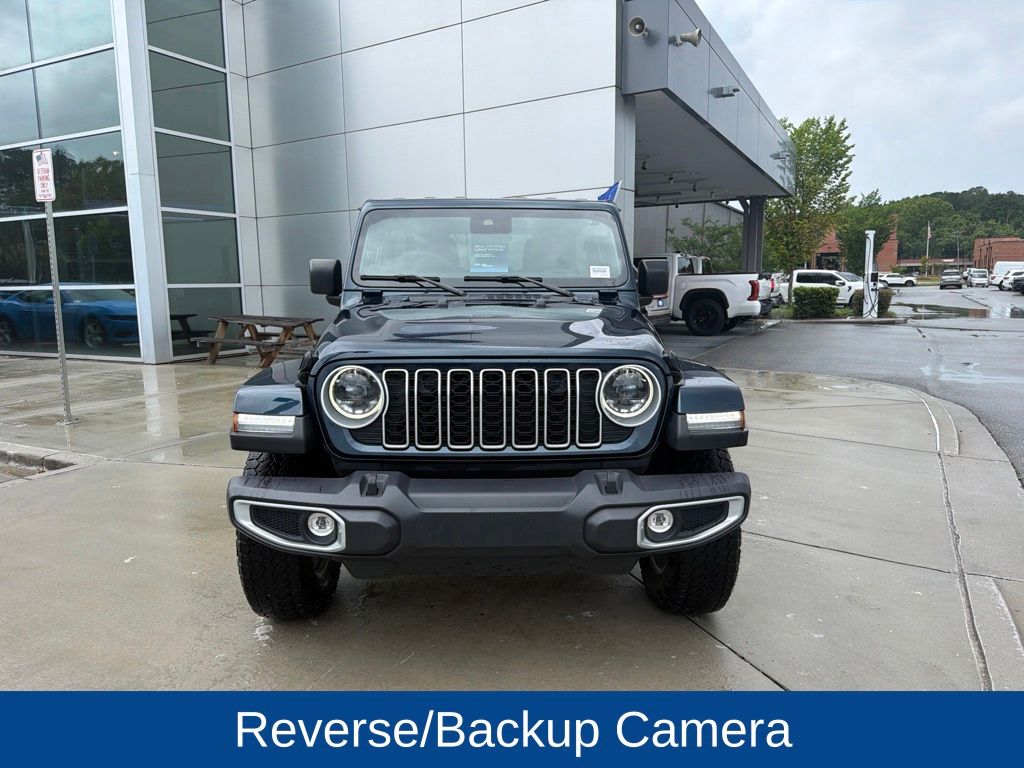 2025 Jeep Wrangler 4-Door Sahara 4x4