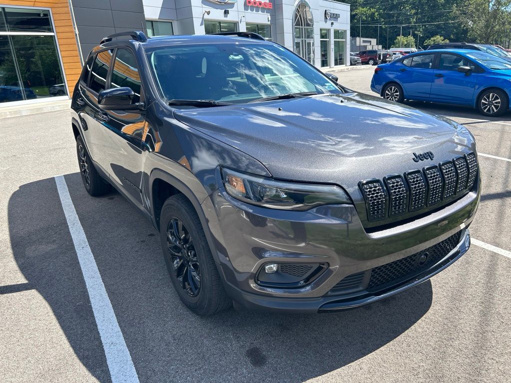 Gray (Granite Crystal Metallic Clearcoat) 2023 Jeep Cherokee SUV / Crossover 9-Speed Automatic