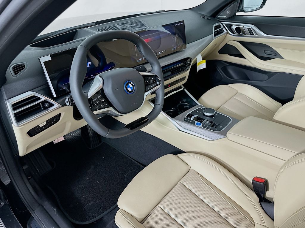 2025 BMW i4 eDrive40 9