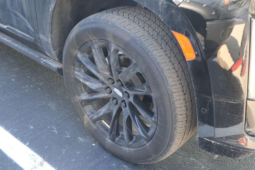 Thumbnail: 2023 Cadillac Escalade - 5