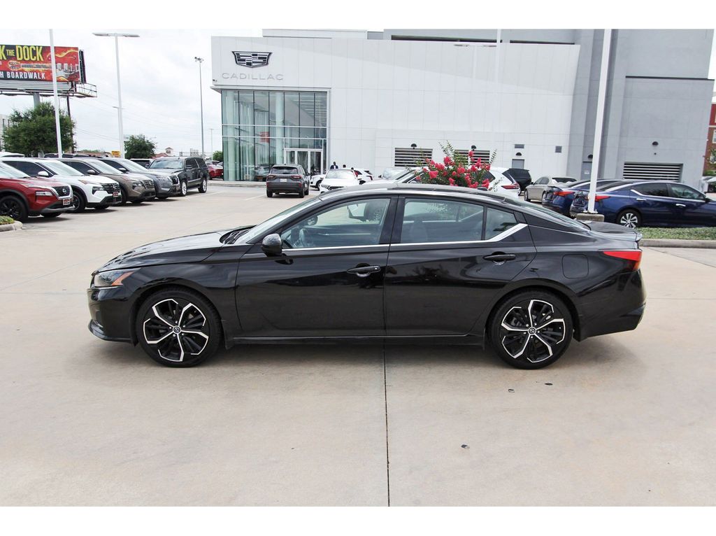 2023 Nissan Altima 2.5 SR Black at Emmons Autoplex
