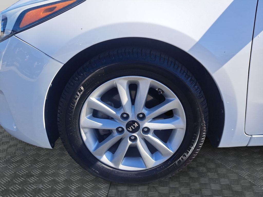 Used Car 2017 Kia Forte  Lx For Sale Under $12,000 In Austin, Texas